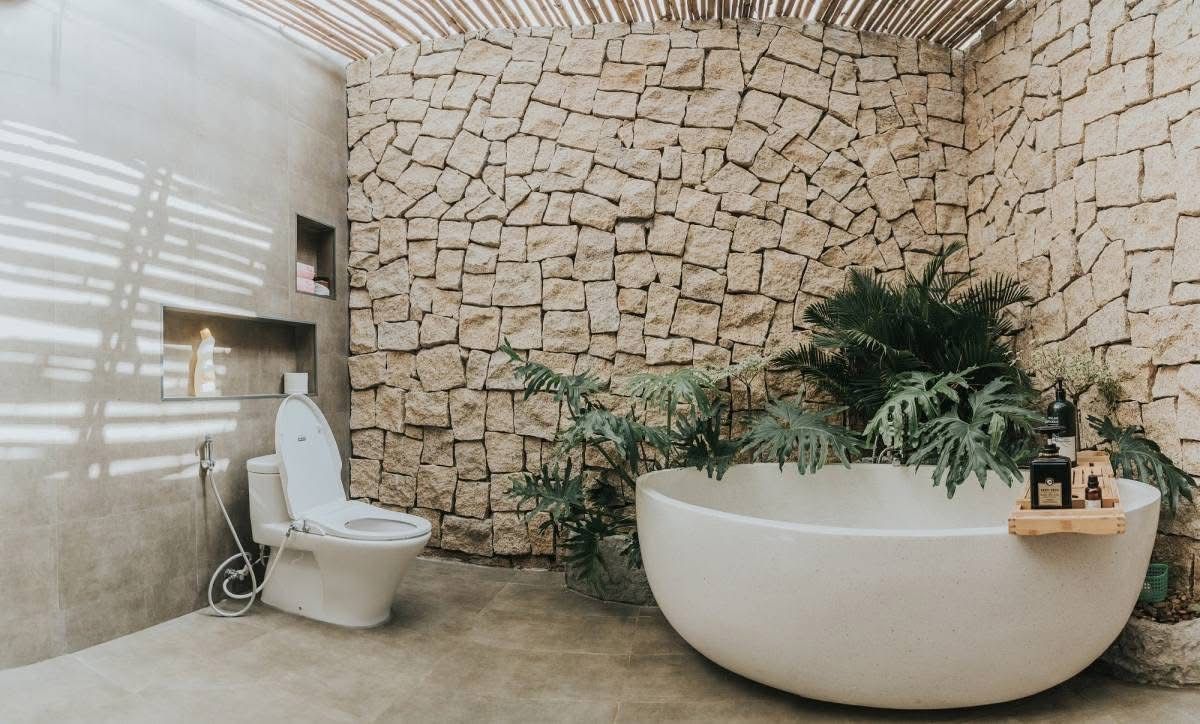 A Home of Distinction: The Classic Traditional Home Bathroom A Home of Distinction: The Classic Traditional Home Bathroom